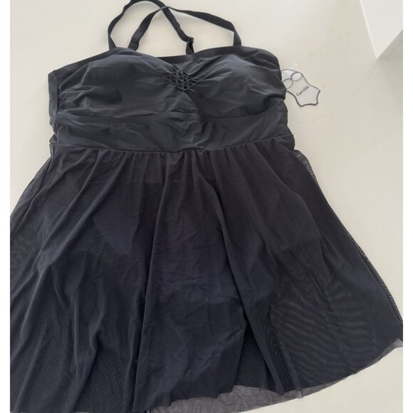 Plus Size Swimdress One Piece Swimsuit Tummy Control black Skirt size 2x 18-20W - Picture 4 of 13